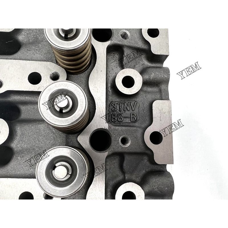 3TNV84 3TNV88 Cylinder Head Assy For Yanmar Excavator